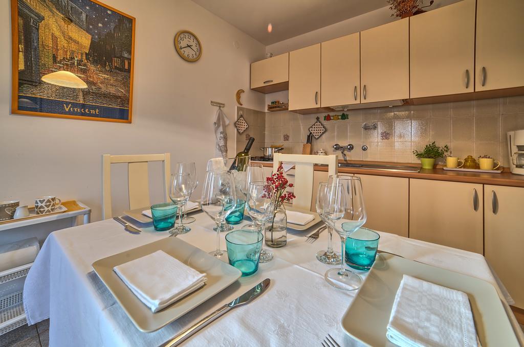 Apartments Mirella Новиград Экстерьер фото